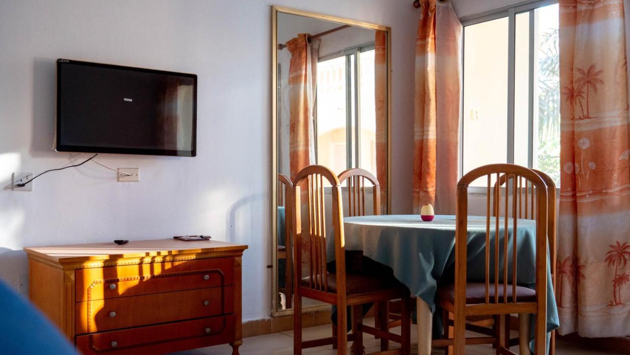 Cape Point Hotel Bakau المظهر الخارجي الصورة