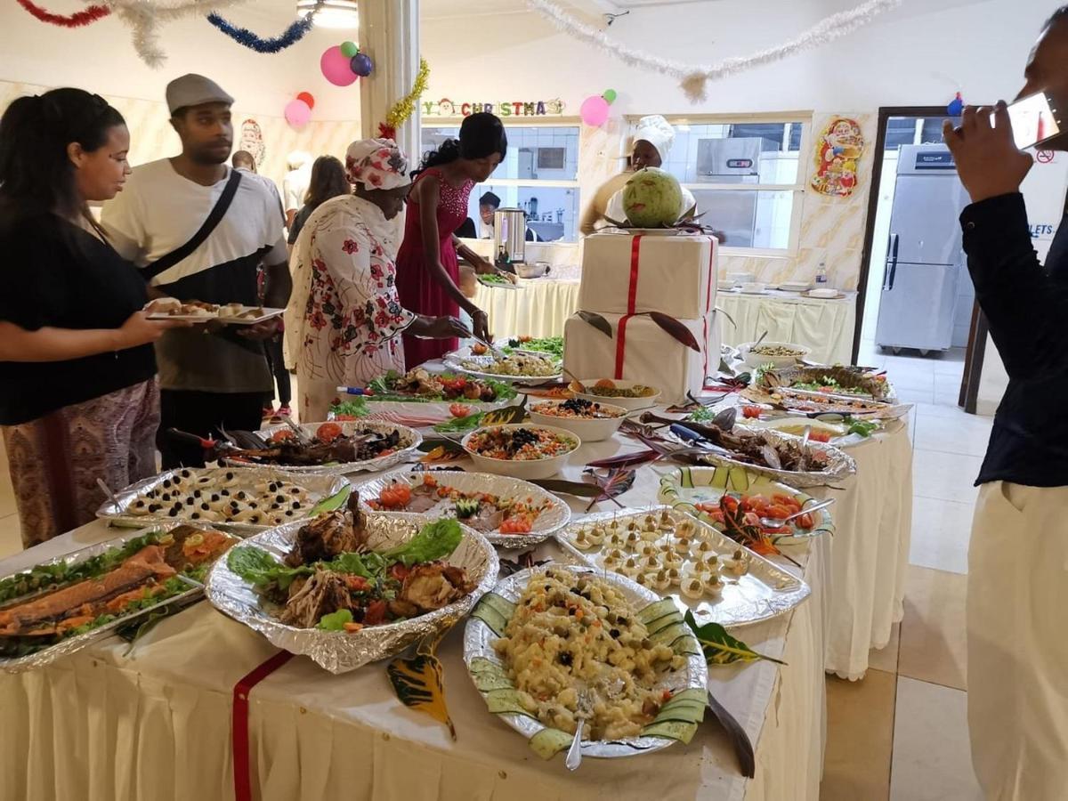Cape Point Hotel Bakau المظهر الخارجي الصورة