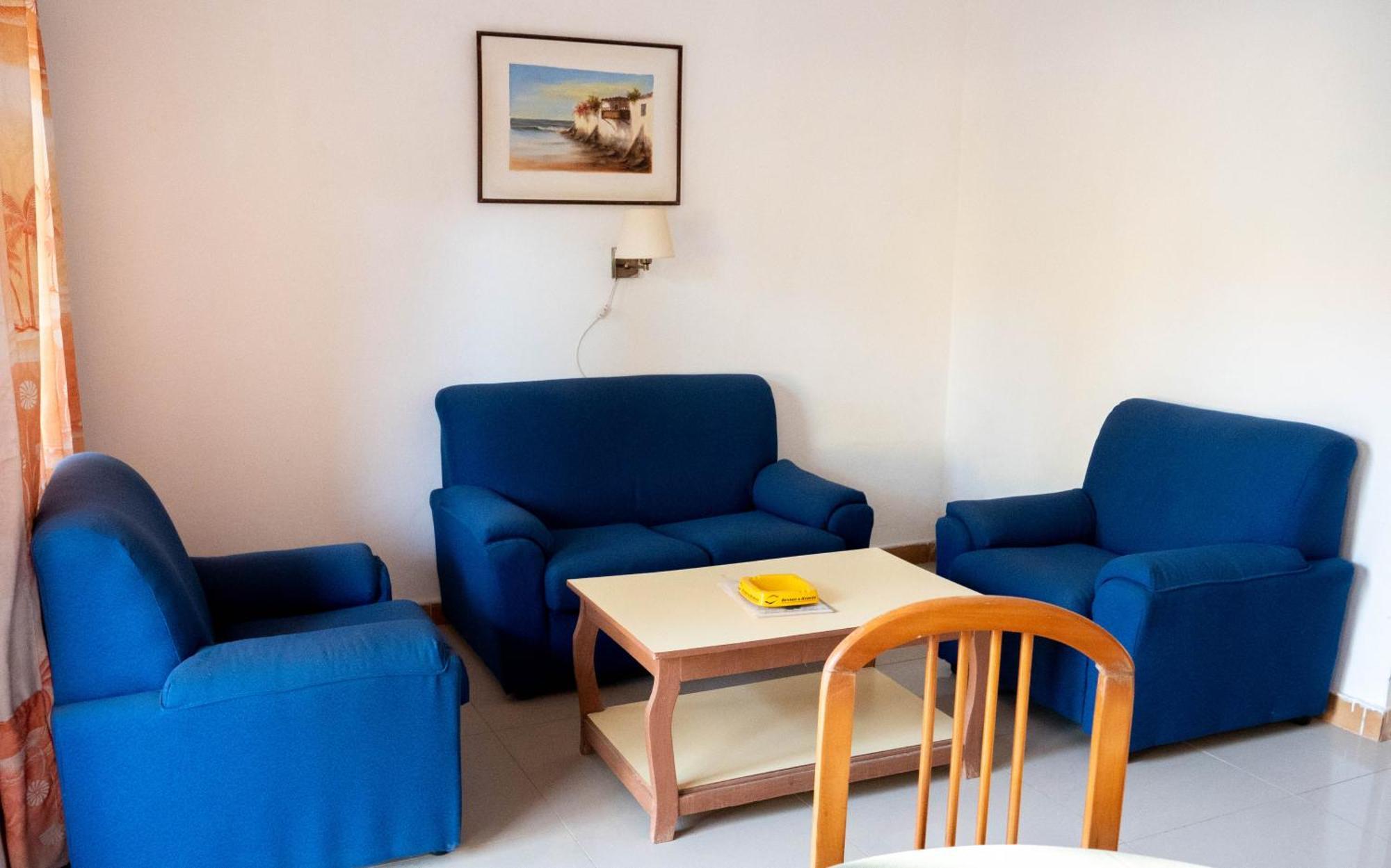 Cape Point Hotel Bakau المظهر الخارجي الصورة
